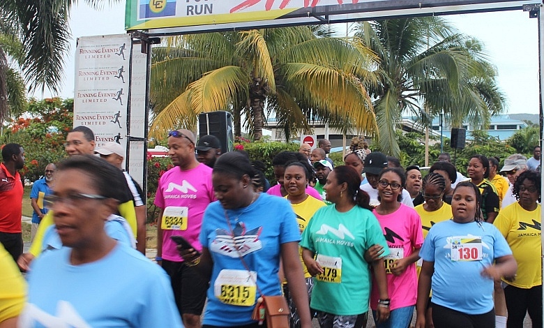 Participants in CARICOM 10K Race