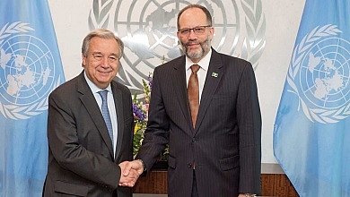 Antonio Guterres and Irwin LaRocque