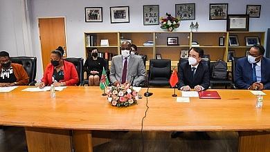 Office of the Prime Minister Chinese Dignitaries