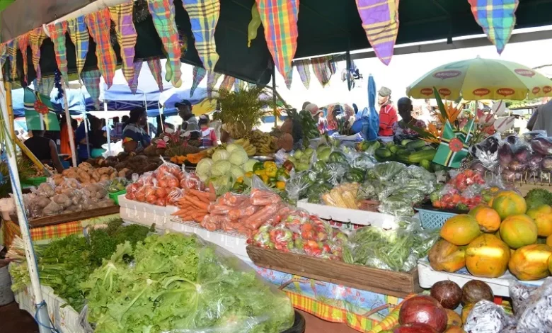 Fresh Produce, Roseau Market