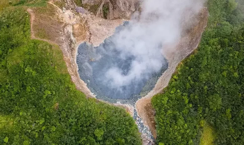 Boling Lake - Dominica