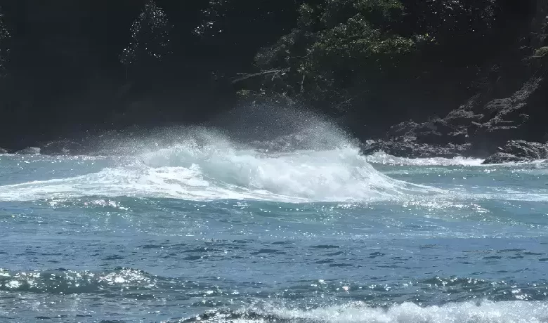 Atlantic Ocean, Dominica